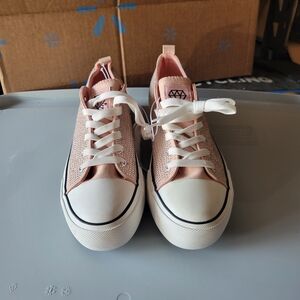 Rock & Candy Women's Pink Lace-Up Sneakers